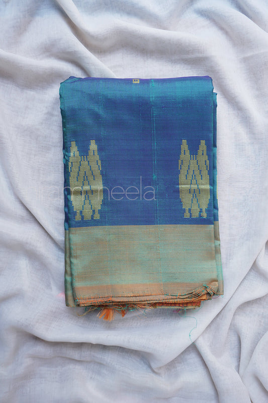 Peacock green and ochre Chinnalapattu art silk saree - Niram Neela