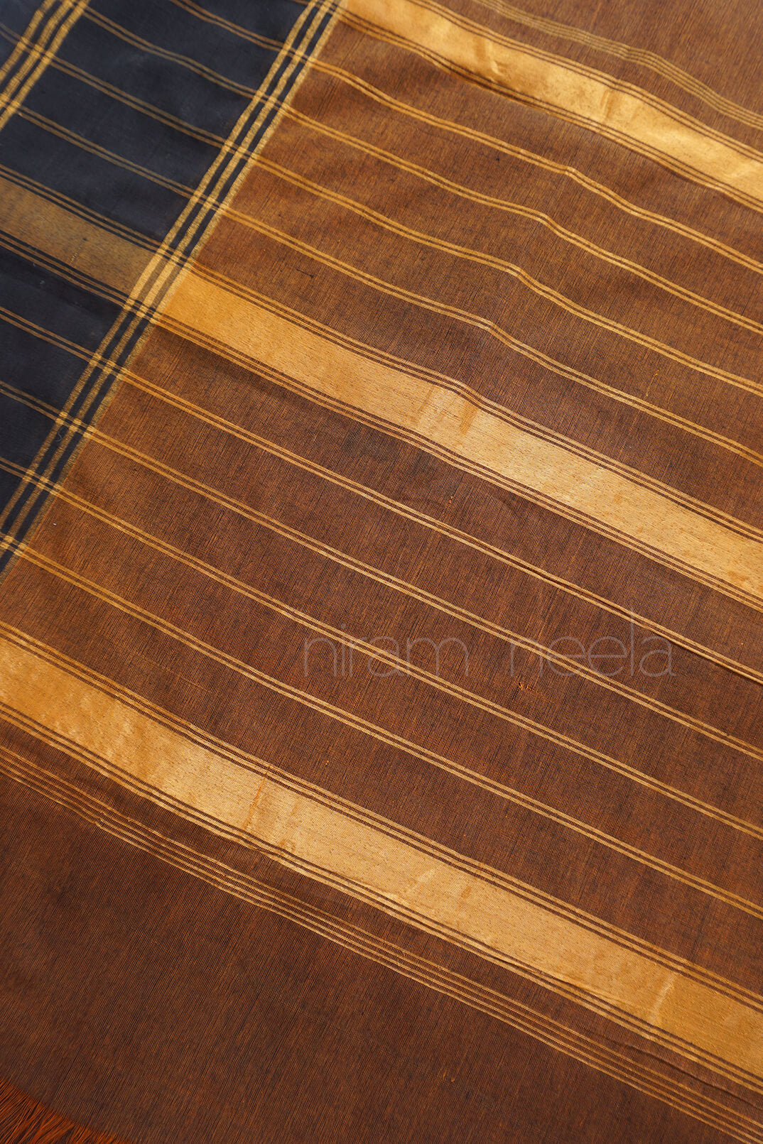 Brown and black Chettinad handloom cotton saree for women online from Niram Neela