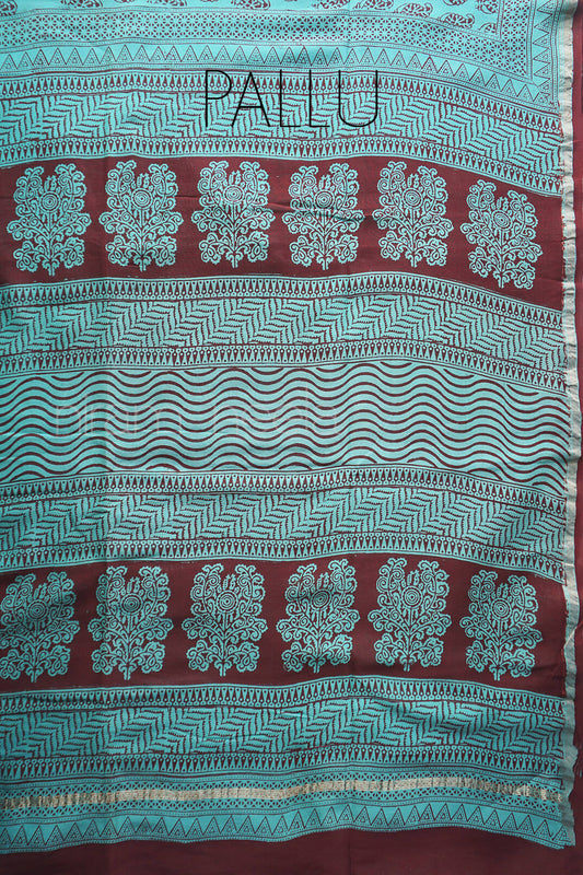Aqua green and maroon printed Chanderi silk cotton saree | Niram Neela
