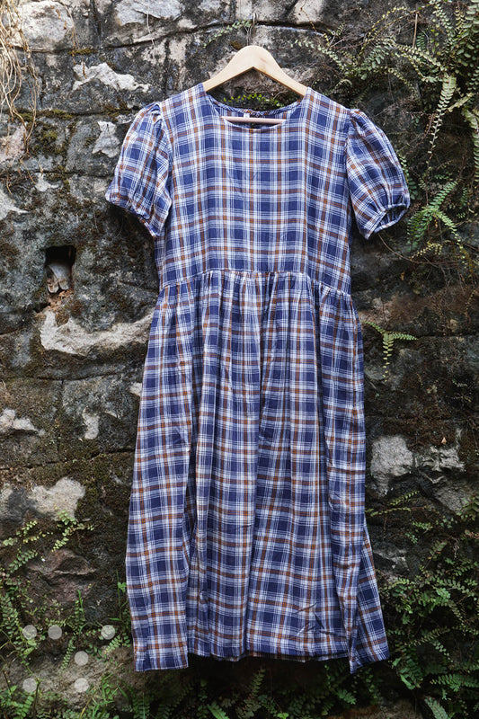 Midi length gathered dress in checks - Niram Neela