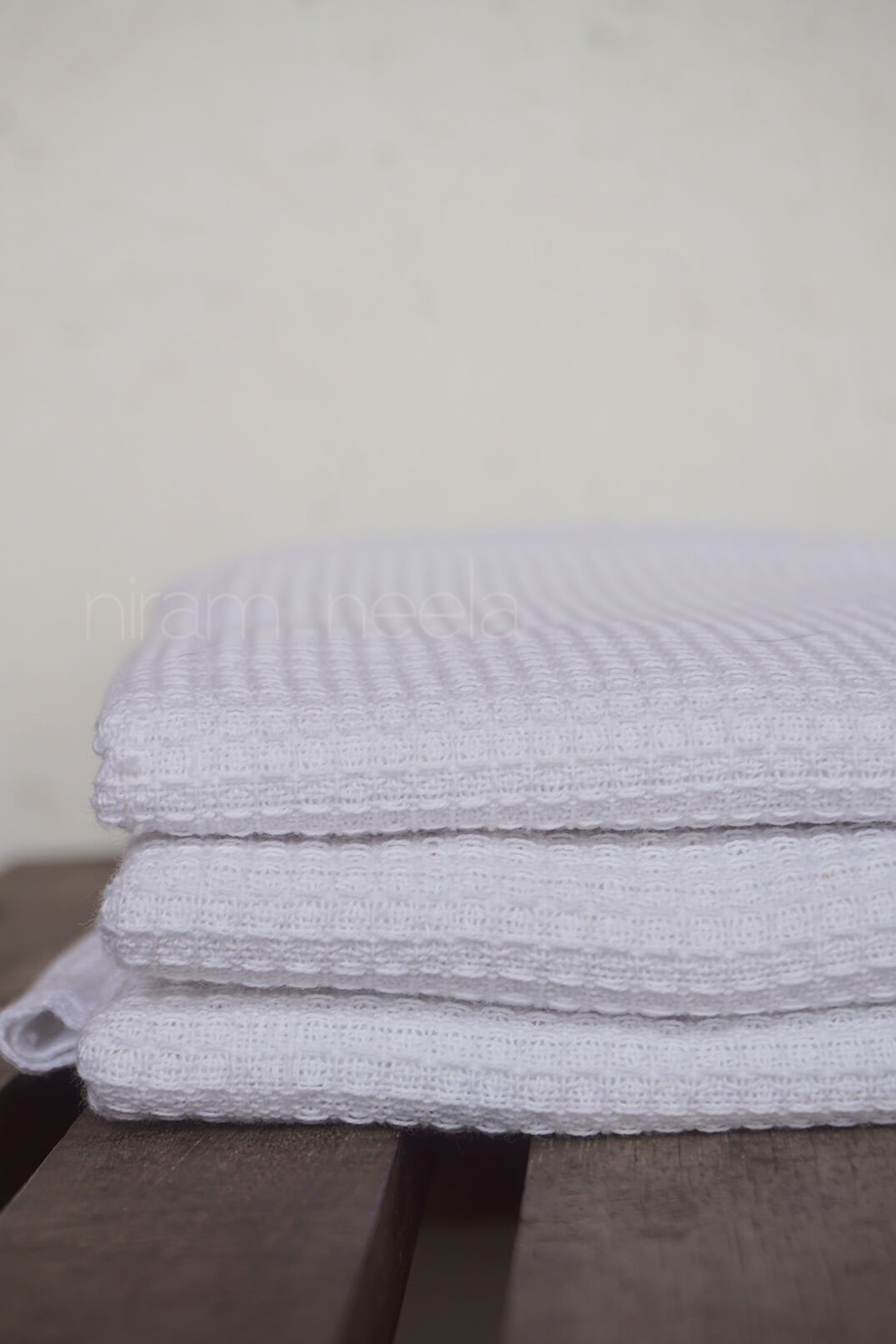 White cotton bath towel | Handloom waffle towel