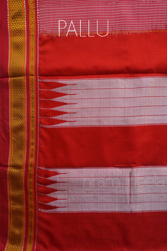 Red checkered Ilkal viscose cotton saree | Niram Neela