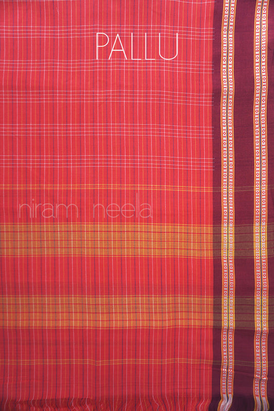 Pink and maroon checkered Bhaukai Kunbi cotton saree - Niram Neela