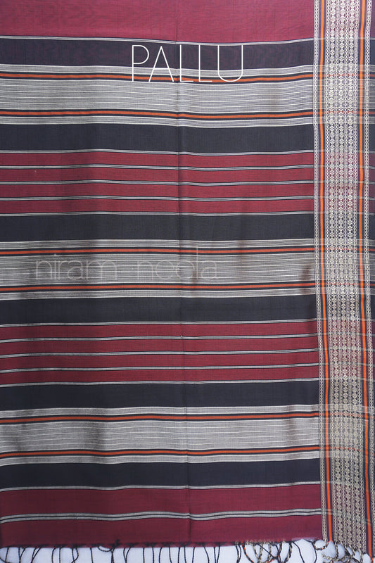 Maroon and black Maheshwari silk cotton saree - Niram Neela
