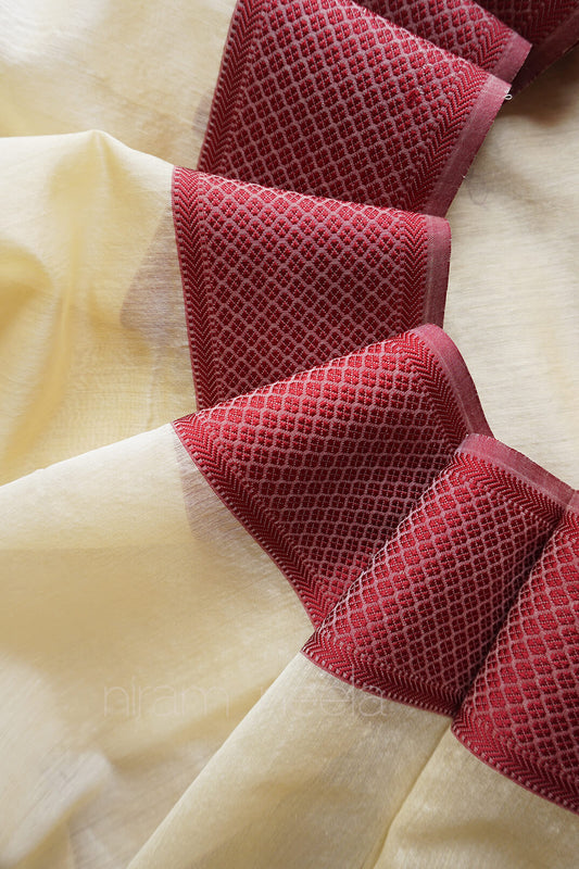 Cream and red Maheshwari silk cotton saree | Workwear sarees by Niram Neela