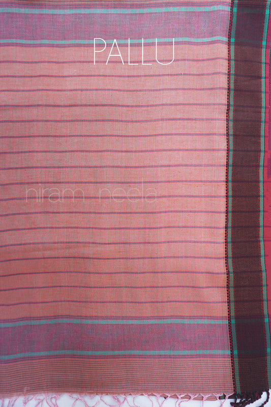 Peach and black Maheshwari handspun silk cotton saree - Niram Neela