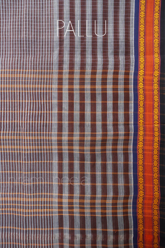 Grey and brown checkered Narayanpet cotton saree - Niram Neela