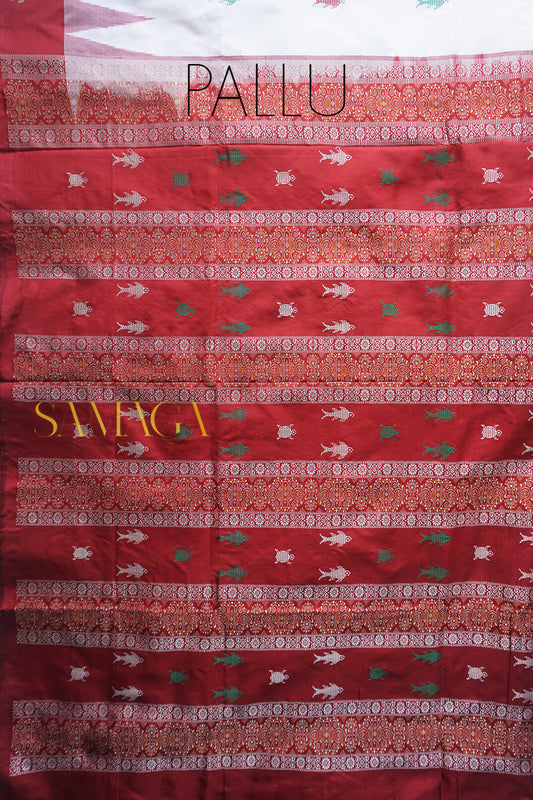 White and red Bomkai silk saree - Niram Neela