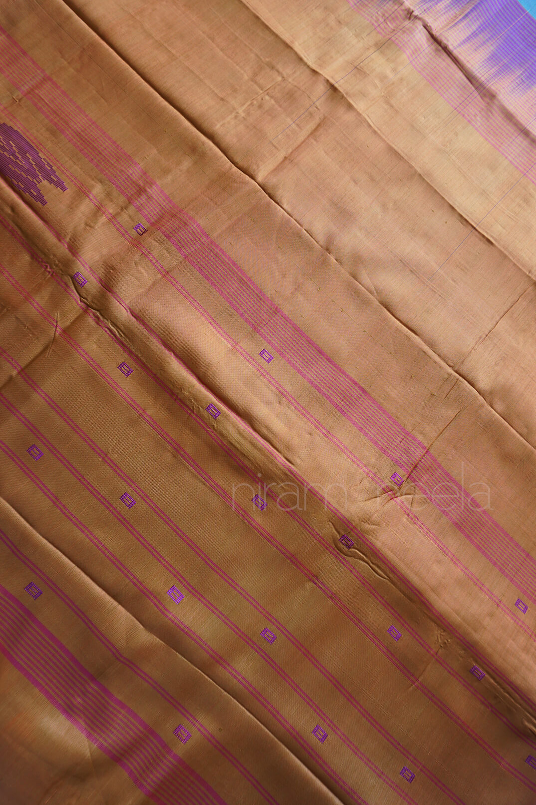Peacock green and ochre Chinnalapattu art silk saree - Niram Neela
