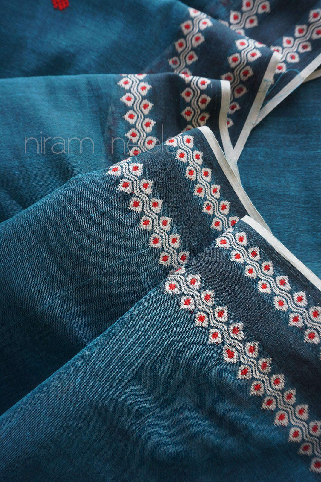 Marine blue and white Begumpuri cotton saree | Niram Neela