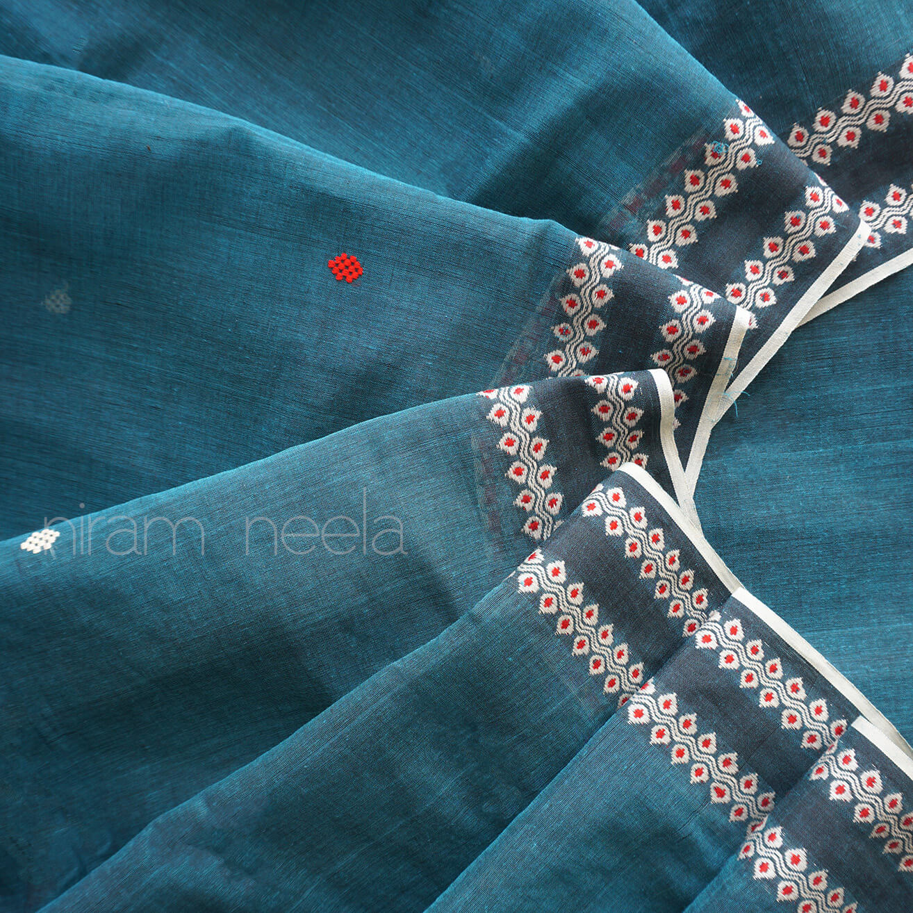 Marine blue and white Begumpuri cotton saree | Niram Neela