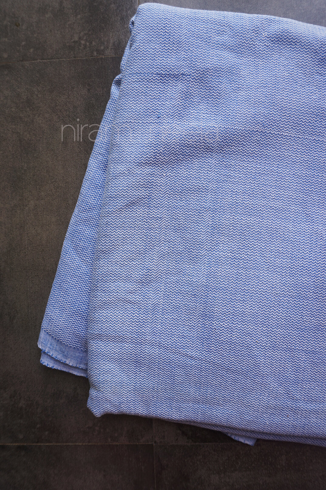 Blue and white cotton single bedsheet | Niram Neela Home linen 