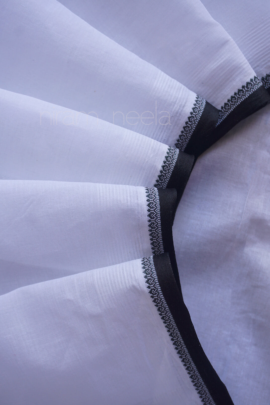White and black cotton Dhaniakhali dhoti | Niram Neela
