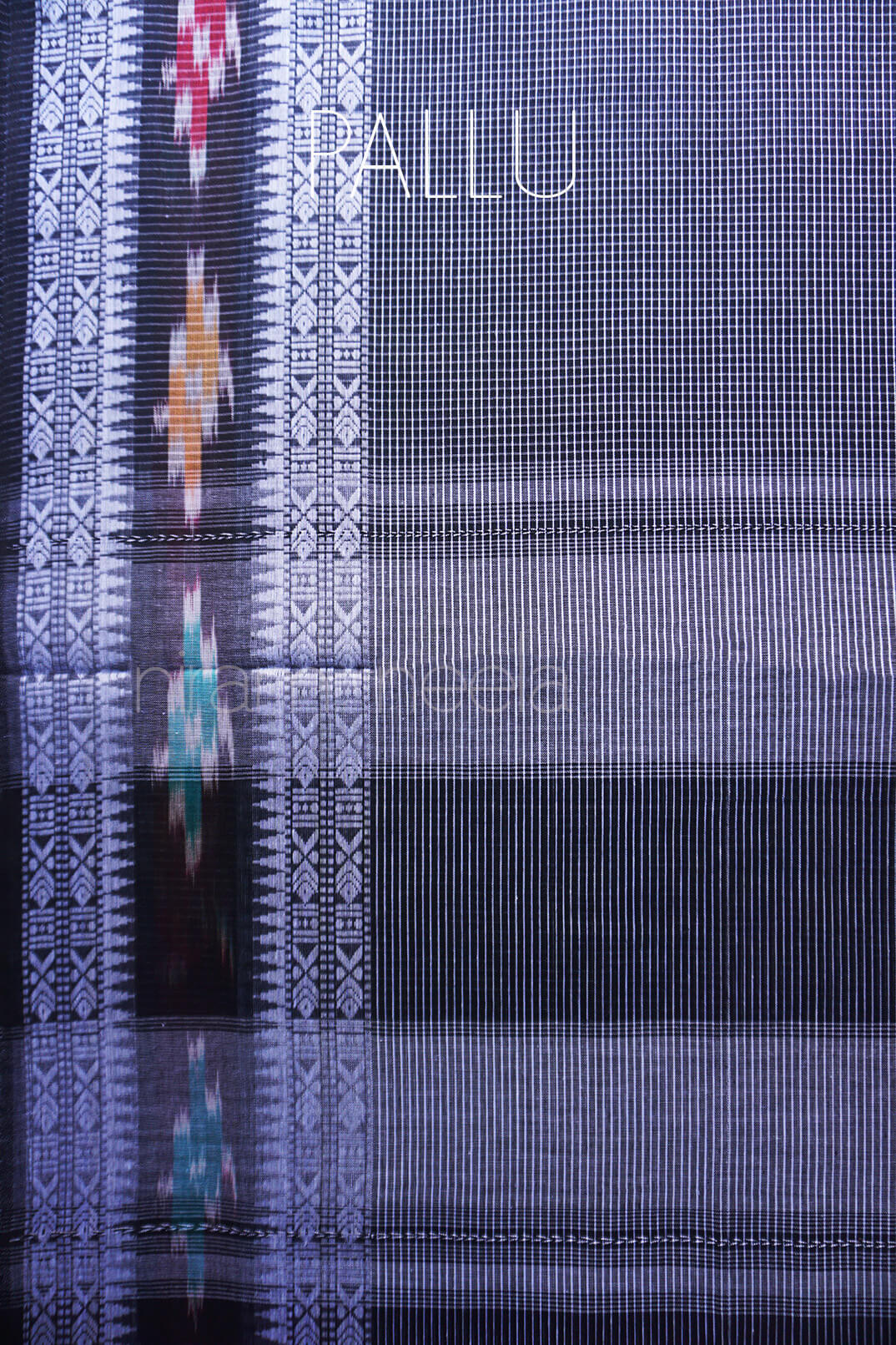 Black and white Dhaniakhali cotton saree | Niram Neela