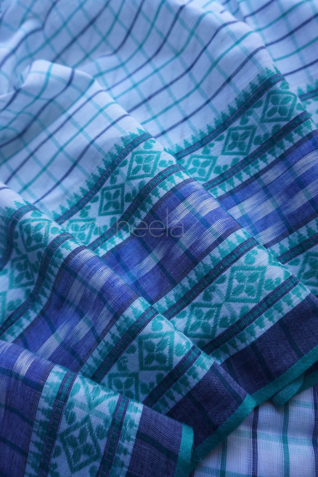White and teal check Dhaniakhali saree | Niram Neela