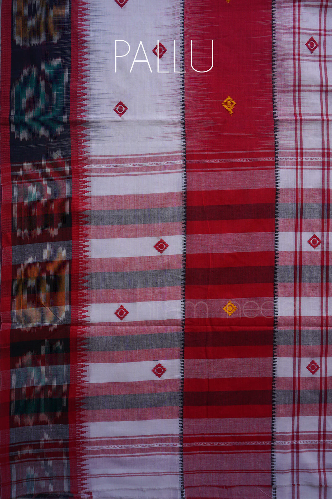 White, red and green Dhaniakhali cotton saree | Niram Neela