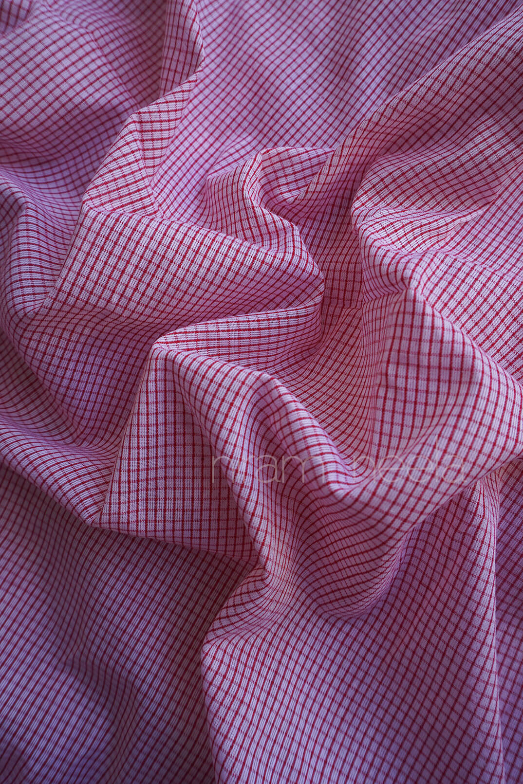 White and red Dhaniakhali cotton saree | Niram Neela