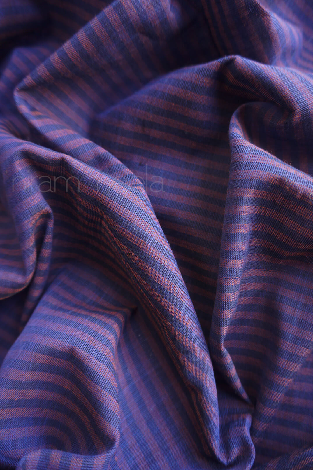 Navy and red pinstriped Dhaniakhali saree | Niram Neela