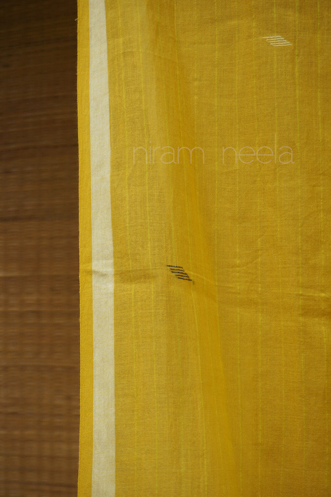 Yellow and white Bengal jamdani cotton duppatta