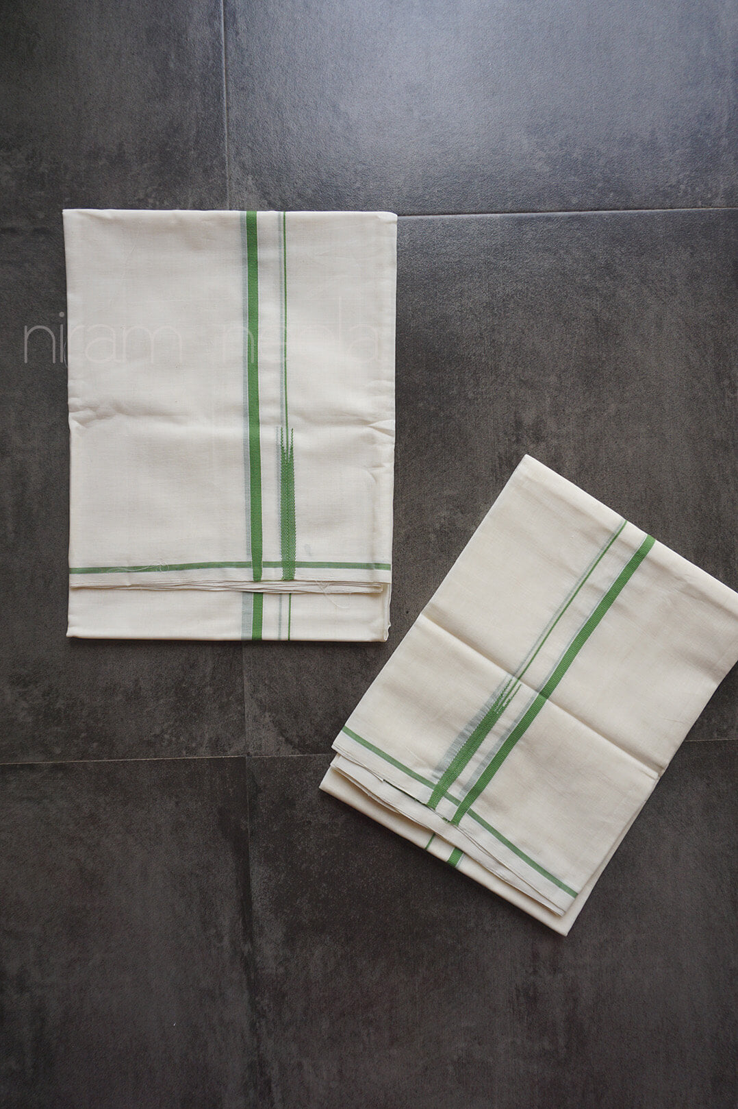 Ivory and green Puliyilakkara set mundu | Niram Neela