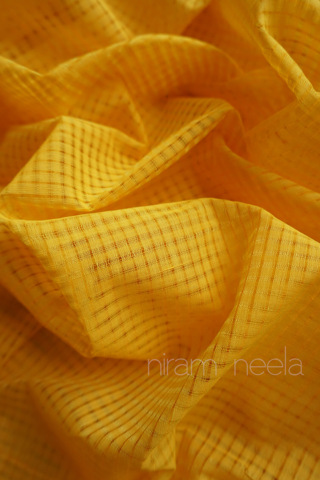 Yellow and silver Mangalagiri cotton saree by Niram Neela