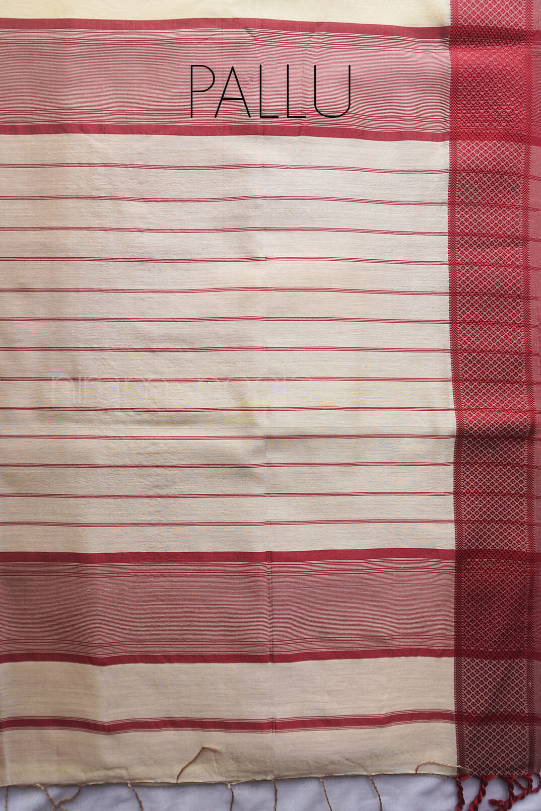 Cream and red Maheshwari silk cotton saree | Workwear sarees by Niram Neela