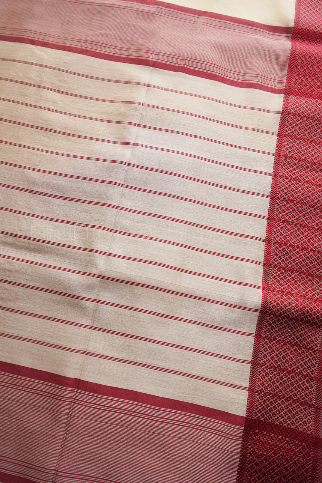 Cream and red Maheshwari silk cotton saree | Workwear sarees by Niram Neela