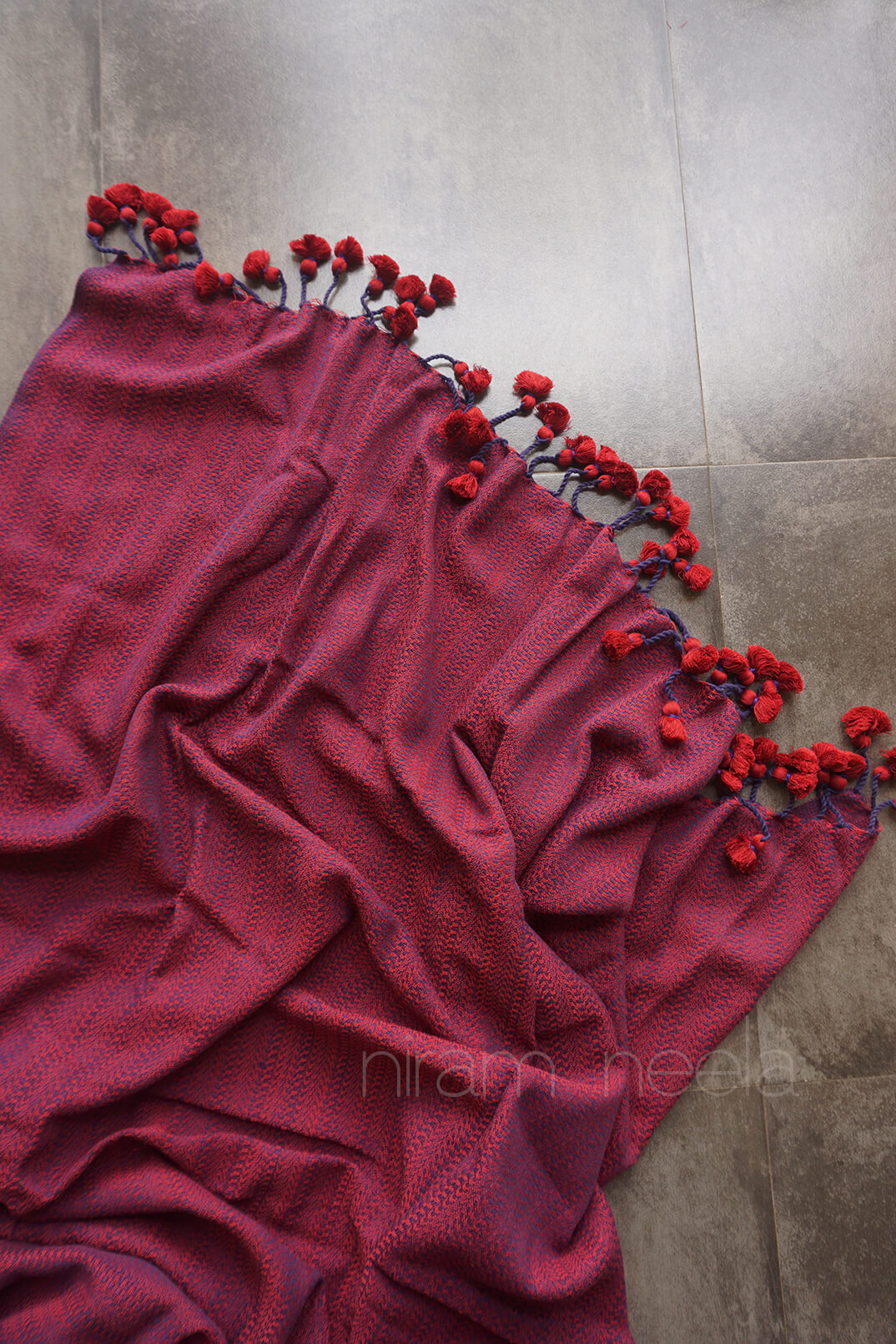 Burgundy Red Maheshwari cotton winter shawl | Niram Neela