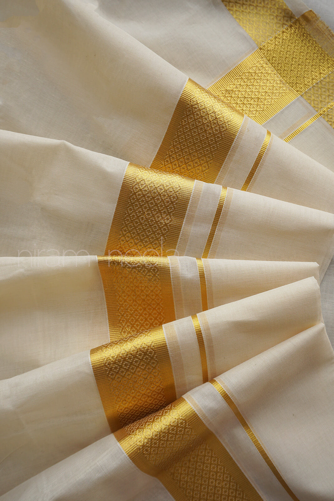 Ivory and gold diamond double mundu | Cream and gold diamond Men's dhoti