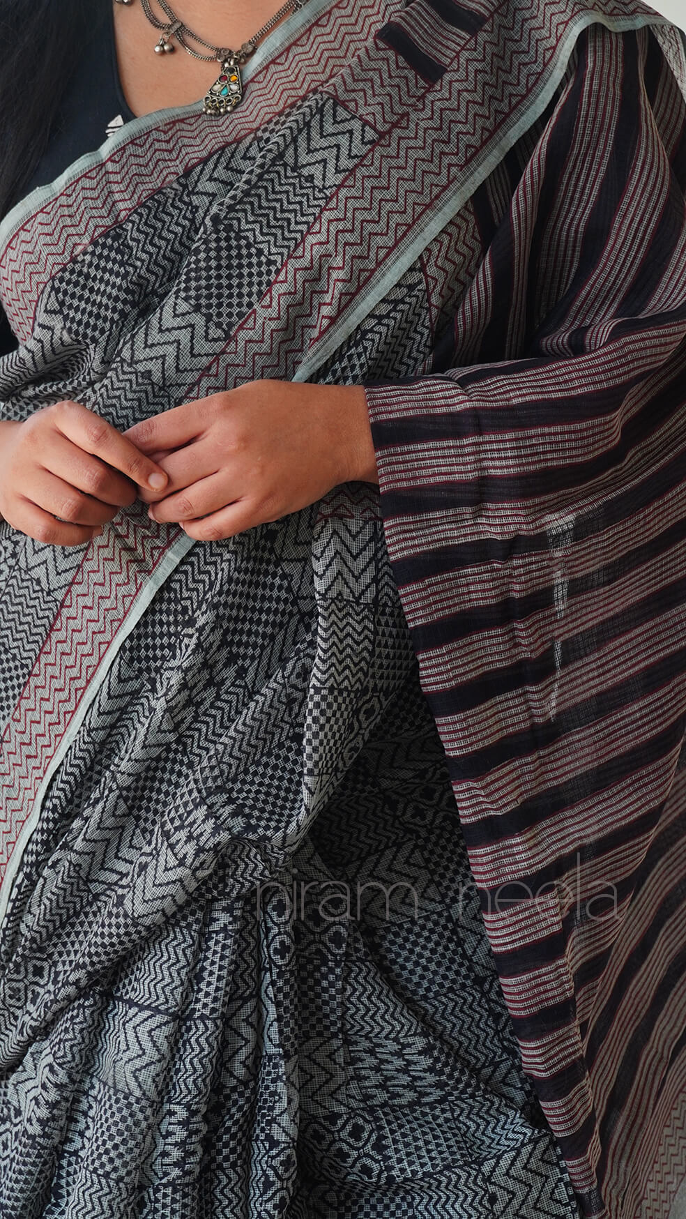 Grey and black block printed Kota cotton saree - Niram Neela