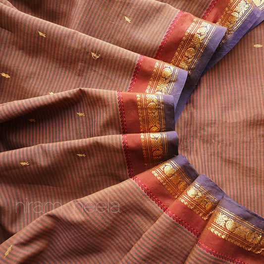 Pre-loved Brown and maroon Gadwal silk cotton saree | Niram Neela