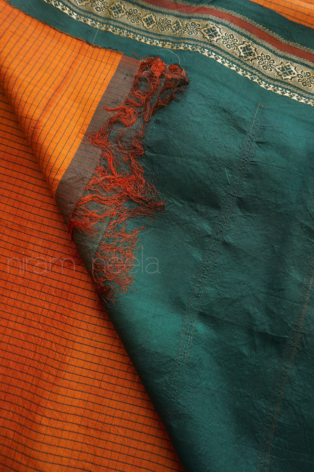 Pre-loved orange and green Kanjivaram pure silk saree | Niram Neela